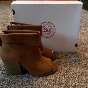 SO Peep Toe Heeled Boots